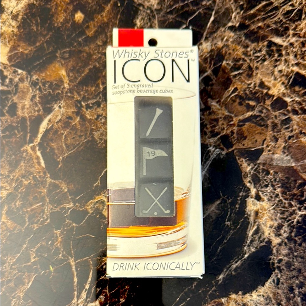 NWT-Golf-Themed Whiskey Stones